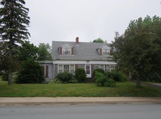 114 Dominion St, Bridgewater, NS B4V2K3