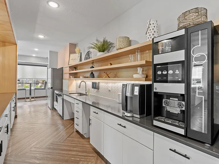 Rya Apartments — Photo 37