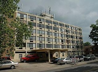 1700 W Clinch Ave APT 219, Knoxville, TN 37916