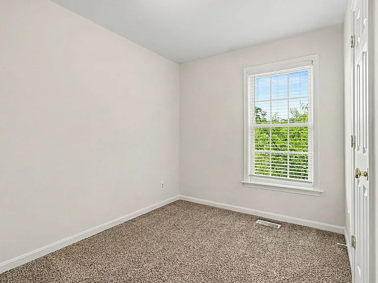 23043 Triple Crown Dr — Photo 22
