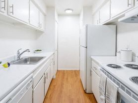 Dearborn View Apartments - Inkster, MI