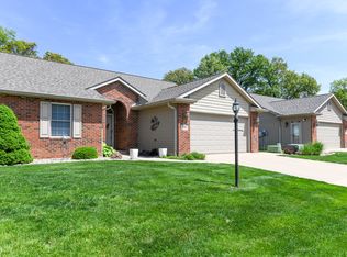 1029 W Tall Oaks Ct, Bartonville, IL 61607