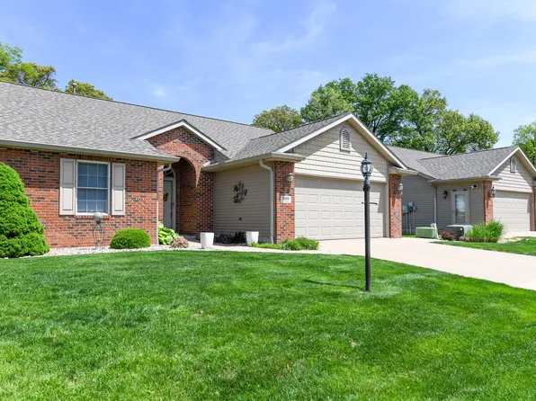 1029 W Tall Oaks Ct, Bartonville, IL 61607