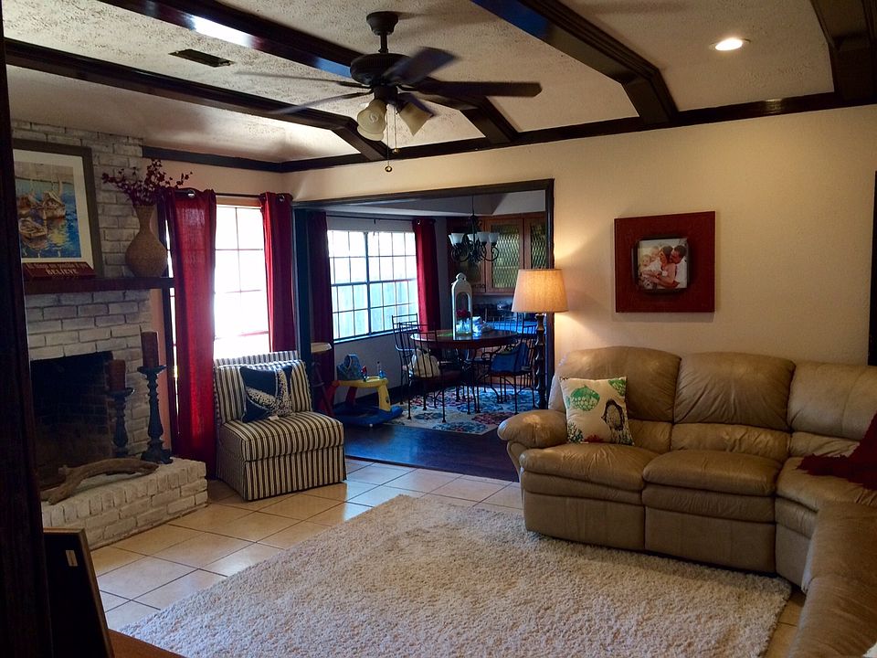 1st image of 1821 Driftwood Ln