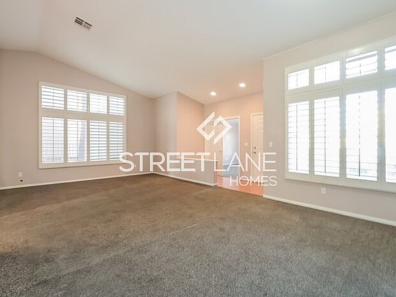 5th image of 8175 Flanders Terrace Dr