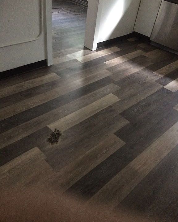 2nd image of 100 E Chester St
