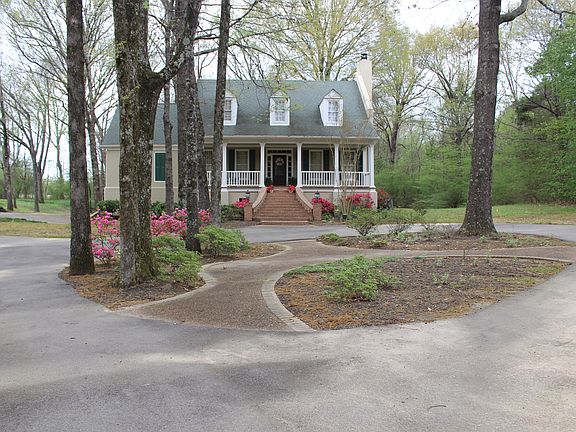 3rd image of 8790 Collinswood Dr