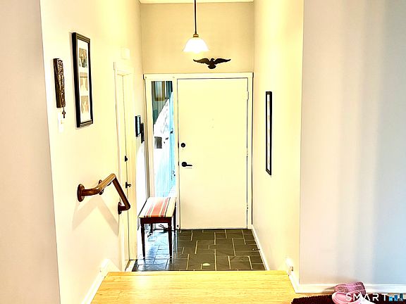 5th image of 35 Heritage Drive #35