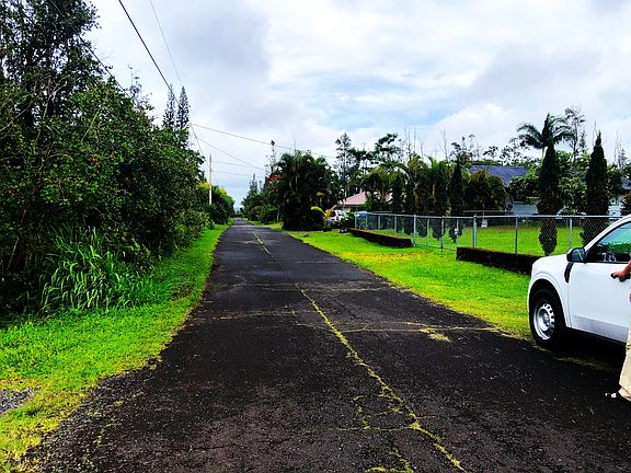 2nd image of Kuleana St Lot 41