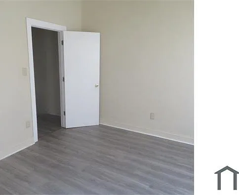 1515 W York St — Photo 13