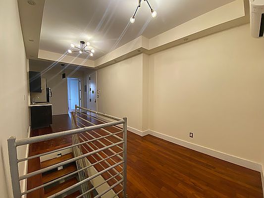 4th image of 246 Stanhope St #1F