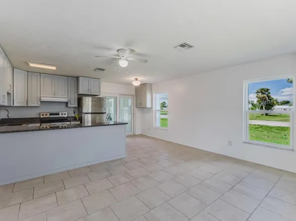 16599 Davis Rd, Fort Myers, FL 33908
