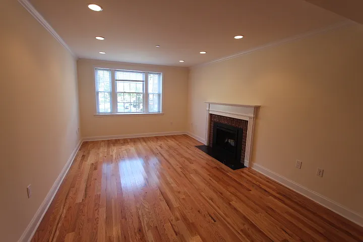 55 Langdon — Photo 2