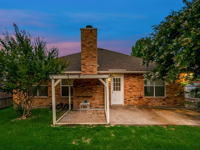 4403 New Meadow Dr — Photo 26