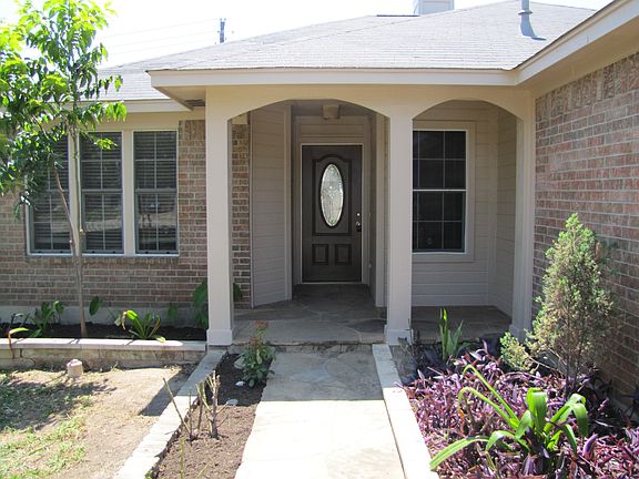 2nd image of 13907 Greinert Dr
