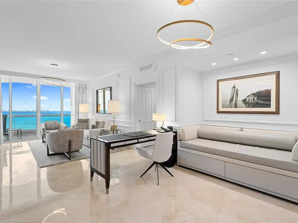 17875 Collins Ave #2704, North Miami Beach, FL 33160