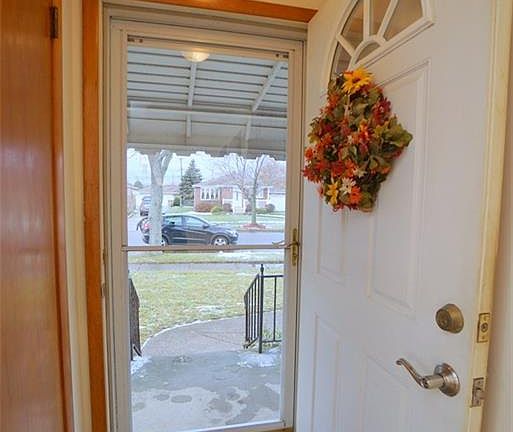 3rd image of 84 Vern Ln