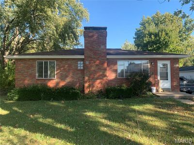 931 Prigge Rd, Saint Louis, MO, 63138