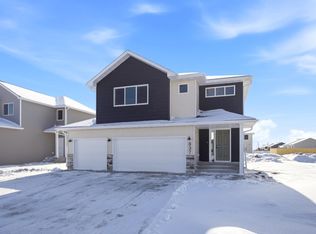 837 60th Ave W, West Fargo, ND 58078