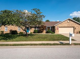 906 Woodlake Ct, O Fallon, IL