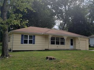 8311 Stark Ave, Raytown, MO 64138