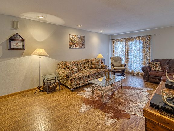 1016 Skyview Cir (18)
