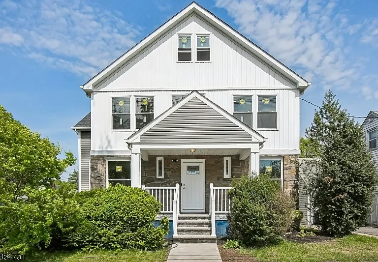 223 Victor St — Photo 25