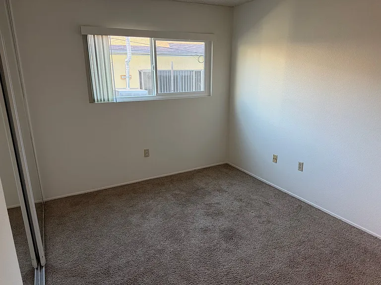 5255 Cass St #4 — Photo 19