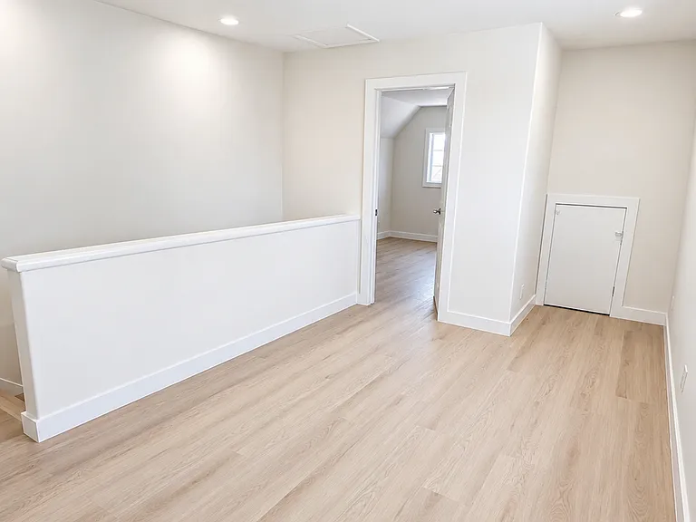 436 Lomond Dr — Photo 20