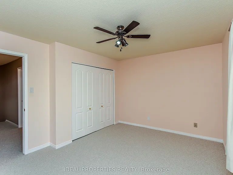 39 Huntings End Ave — Photo 31