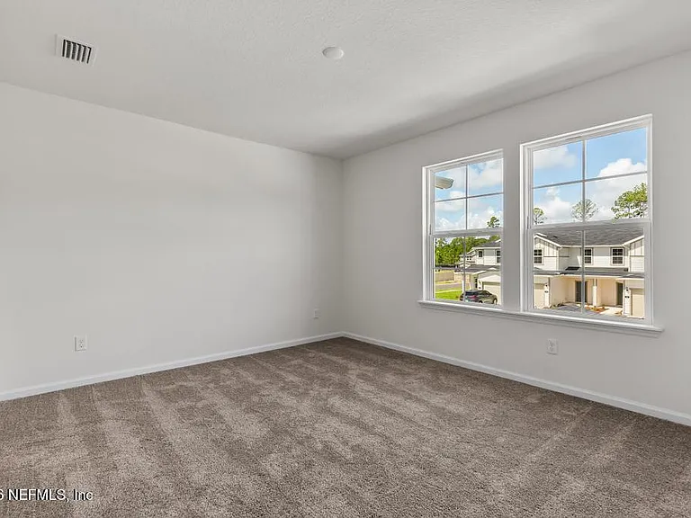 145 Beach Palm Ct — Photo 16