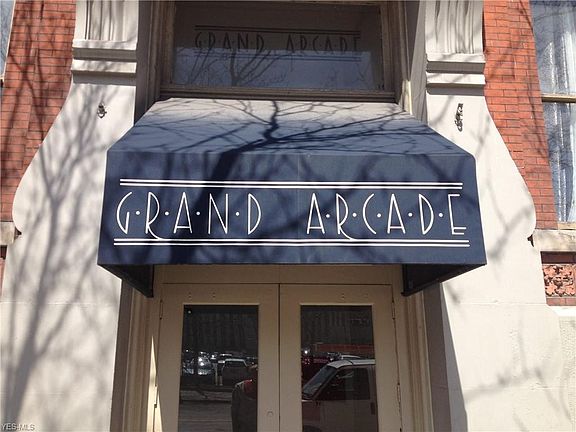 2nd image of 408 W Saint Clair Ave APT 311