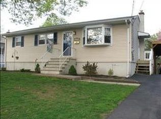 130 5th St, Middlesex, NJ 08846