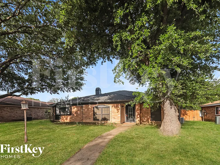 6309 Topaz Way — Photo 2