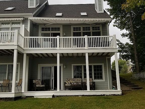 2nd image of 2836 W Shore Dr #A