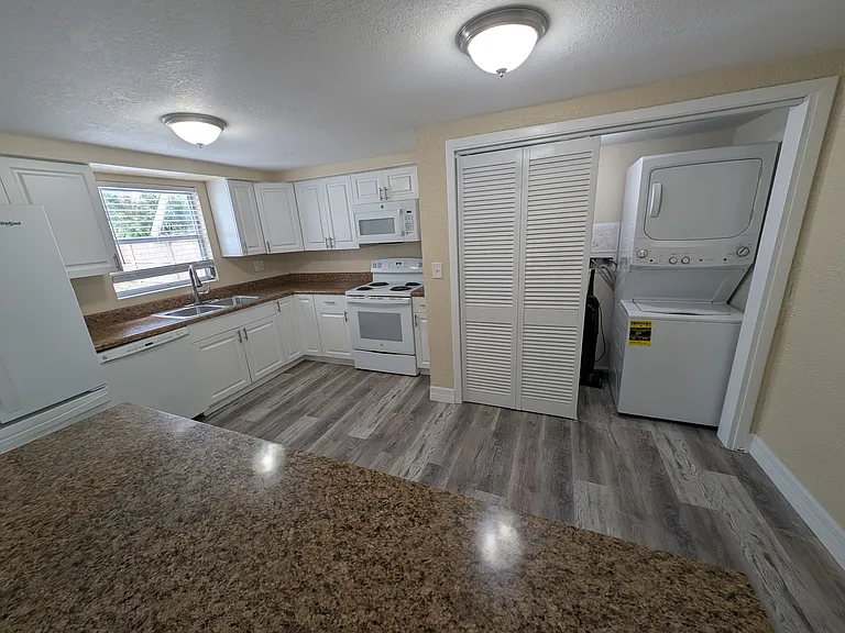111 W Grapefruit Cir — Photo 7