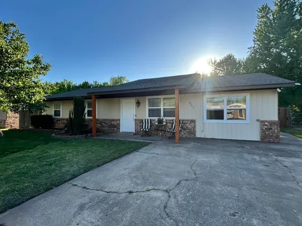 907 Lewis St, Stillwater, OK 74059