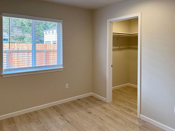 5th image of 6103 Beechwood Dr