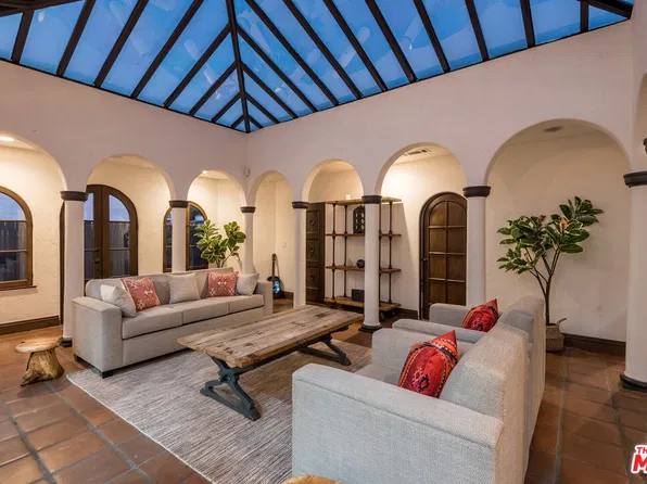 108 S Crescent Heights Blvd, Los Angeles, CA 90048