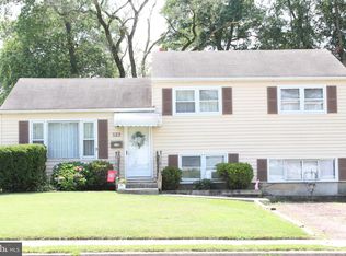 522 E Church St, Blackwood, NJ 08012