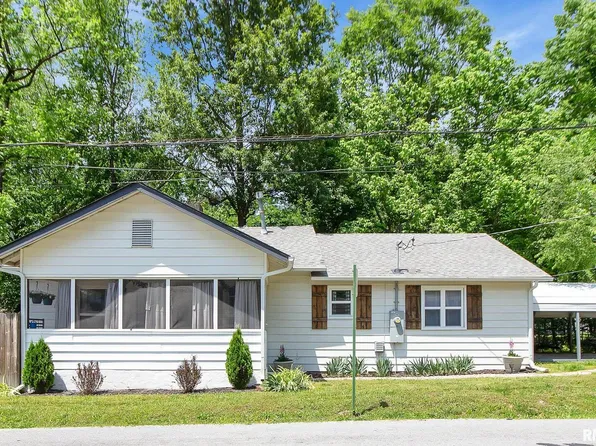 102 E Mohan St, Cambria, IL 62915