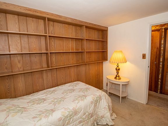 3rd image of 3518 Corby Blvd