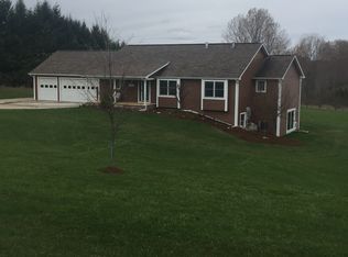 1744 S Norvick Rd, Suttons Bay, MI 49682