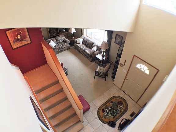 2nd image of 1611 Alderwood Dr