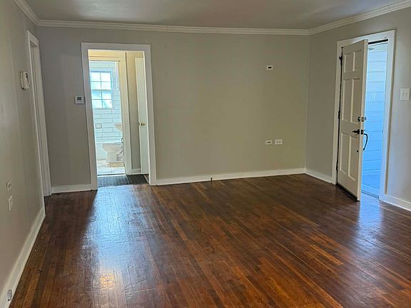 3rd image of 2521 Palomino Ln