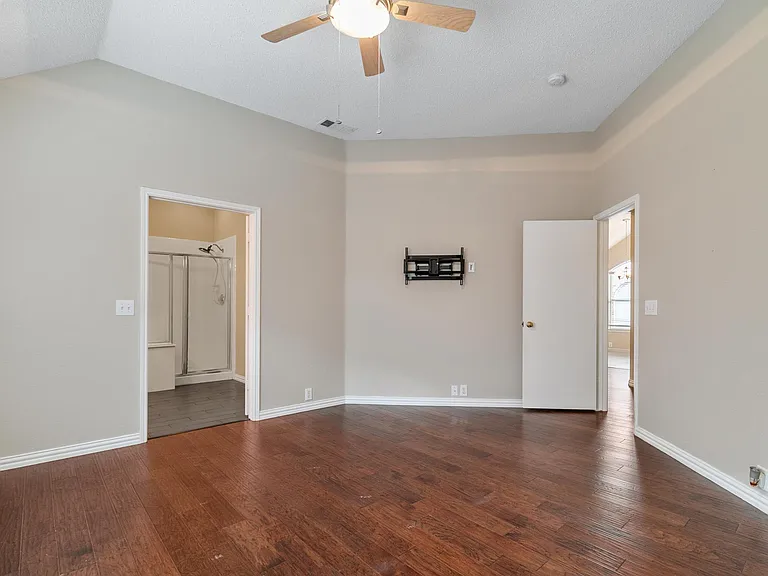 615 Lake Bridge Dr — Photo 20