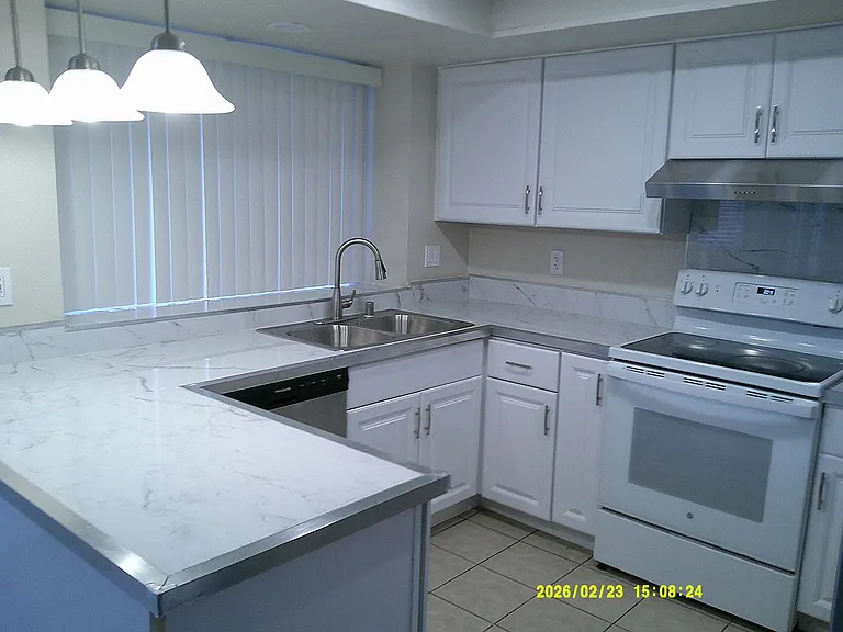 265 Sanborn Ln — Photo 7