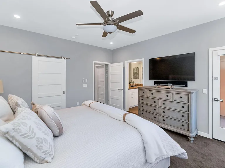 6990 E 6th St #1007 — Photo 15