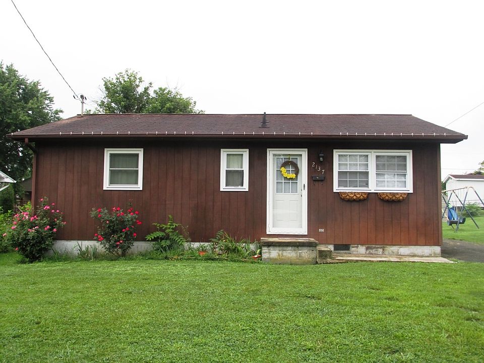 1st image of 2137 Steadman St