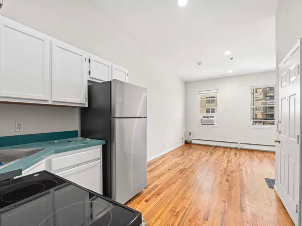 608 2nd Street image 1 of 18